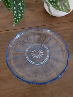 Plateau en verre bleu rond