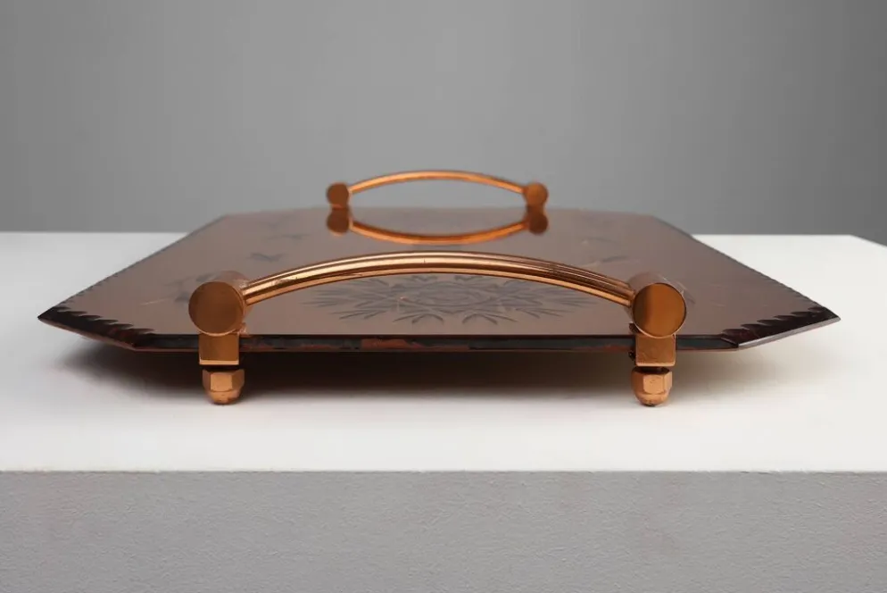 Plateau en verre miroir et cuivre Art Déco, Belgique vers 1920