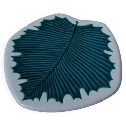 Plateau feuille Verceram modèle 4675, années 50