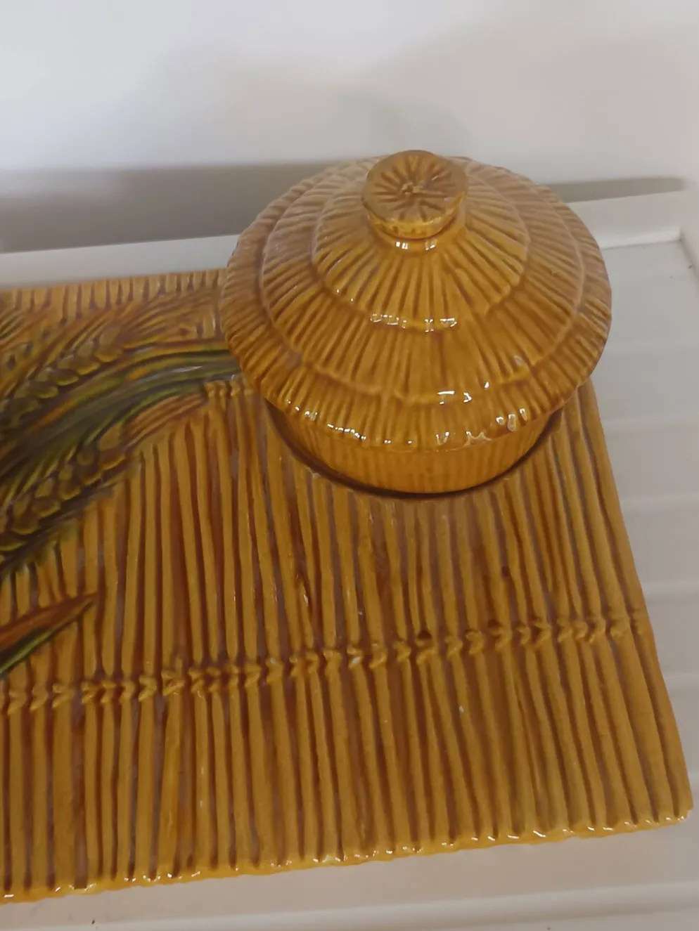 Plateau à fromage Vallauris avec cloche – décor épis de blé