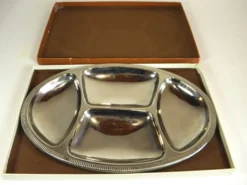 Plateau à hors d'oeuvres 38 x 25 - années 70