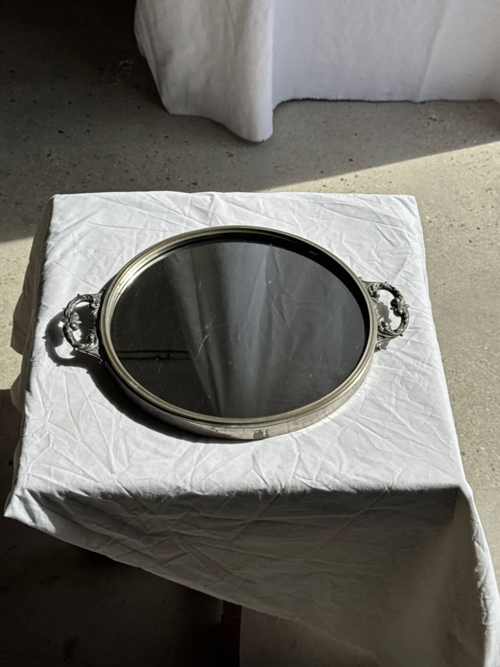 Plateau miroir circulaire à deux anses H3,5 D48
