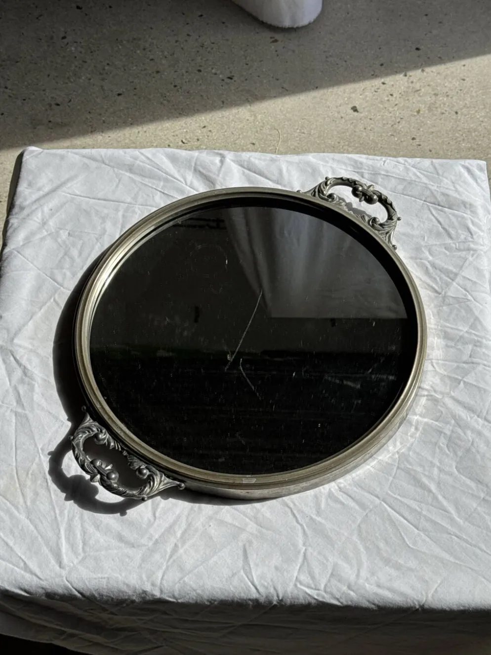 Plateau miroir circulaire à deux anses H3,5 D48