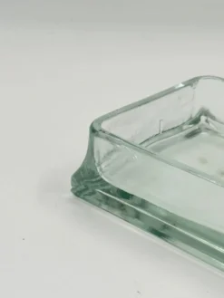 Plateau rectangulaire vintage en verre épais teinté vert pâle