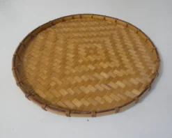 Plateau rond en rotin