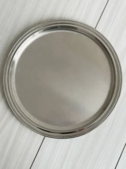 Plateau rond miroir en métal brillant