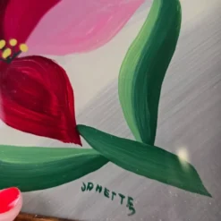 Plateau vintage en bois & verre peint à la main – Fleur stylisée signée Janette