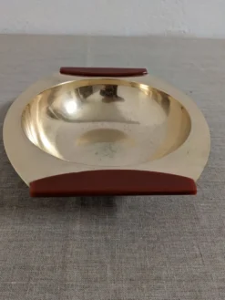 Plateaux et coupe en laiton et bakélite par PM Italy, Italie vers 1970