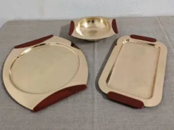 Plateaux et coupe en laiton et bakélite par PM Italy, Italie vers 1970