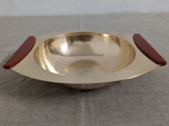 Plateaux et coupe en laiton et bakélite par PM Italy, Italie vers 1970
