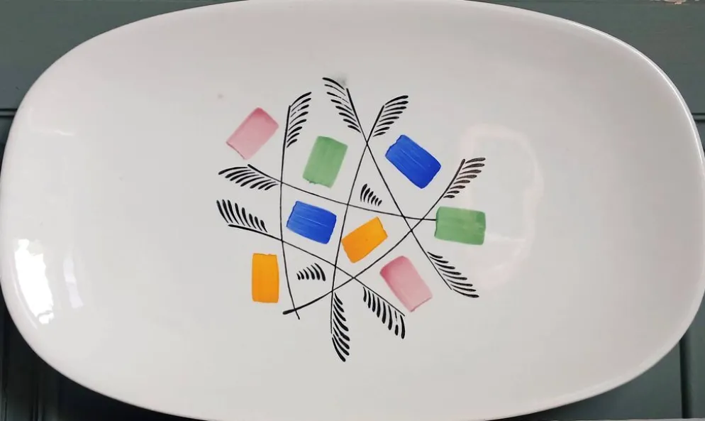 Plat en faïence de Gien modèle "Falaise", vers 1960