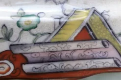 Plat en faience décor japonisant