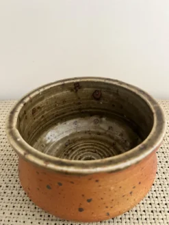 Plat en grès