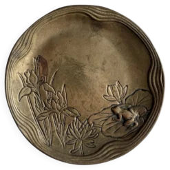 Plat en laiton autrichien vintage, grenouille sur nénuphar, art nouveau, anneau Jugendstil.