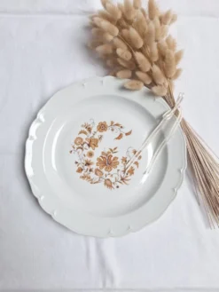 Plat en porcelaine de Limoges