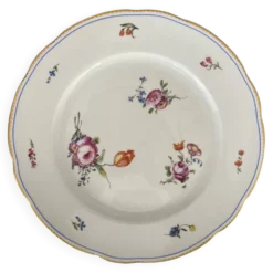 Plat en porcelaine de Limoges, décor, floral raffiné