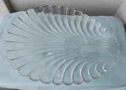Plat en verre à coquillages ou cristacés homard