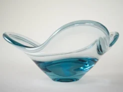 Plat en verre, design danois, années 1960, fabricant : Holmegaard
