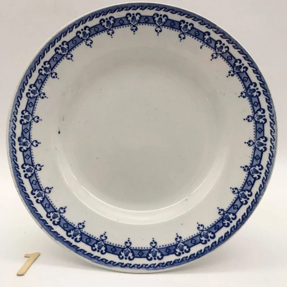 6 plates « Orchies - Nord ». Modèle Mikado.
