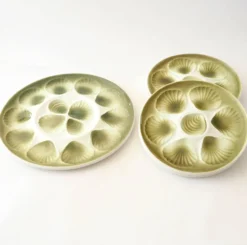 Plat et 6 assiettes à coquillages