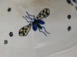Plat faïence de Desvres – Décor sur les deux faces – Vers 1890-1910