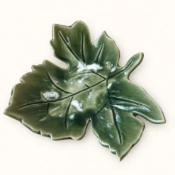 Plat feuille en céramique de Vallauris années 60