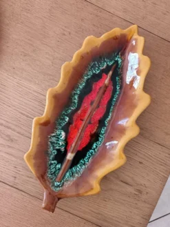 Plat feuille vallauris