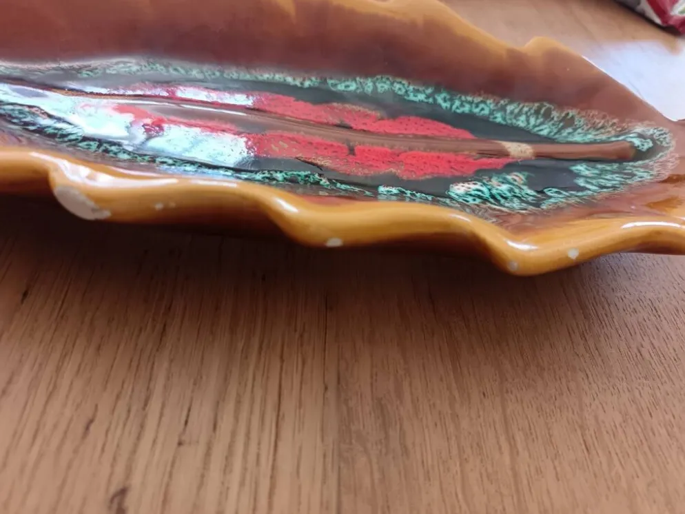 Plat feuille vallauris