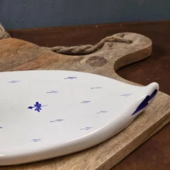 Plat à foie gras en céramique – décor bleu et blanc, forme canard