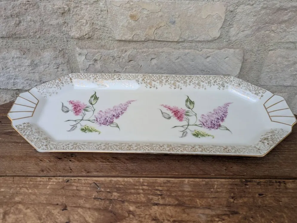 Plat à gâteau cake en porcelaine émail de Limoges LF décor fleurs de lilas
