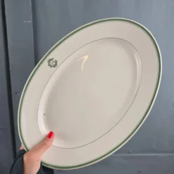 Plat ovale ancien Mehun France – Porcelaine blanche liseré vert