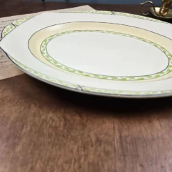 Plat ovale anglais Burleigh Ware – Crème & vert – Made in England