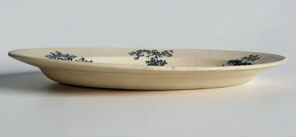 Plat ovale en faïence Boch BFK modèle Régent