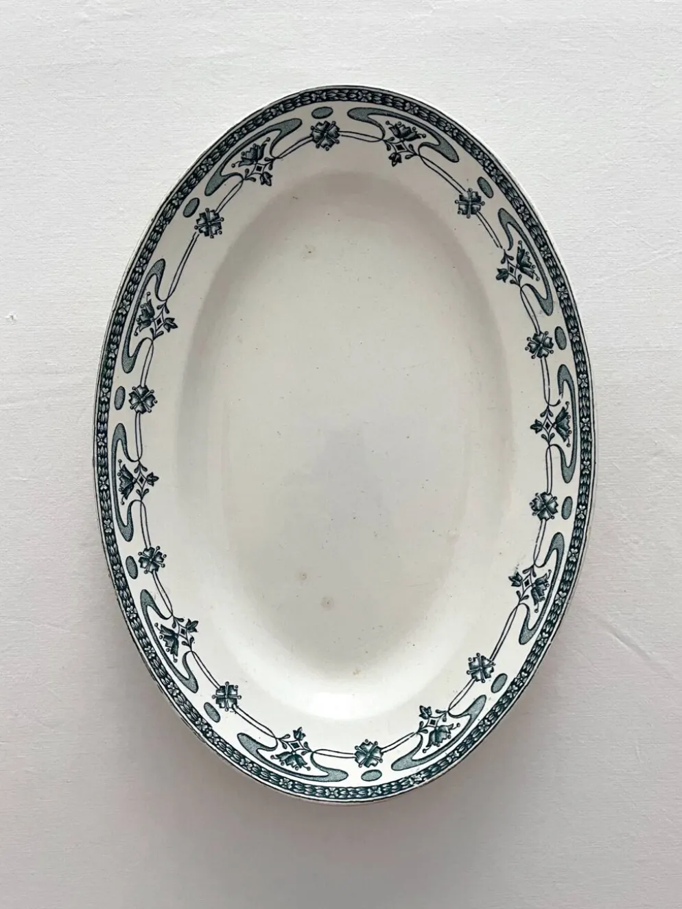 Plat ovale terre de fer "Mogador" Saint Amand