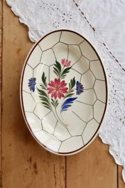 Plat ovale vintage faïence Saint-Amand modèle Maurice – Décor floral