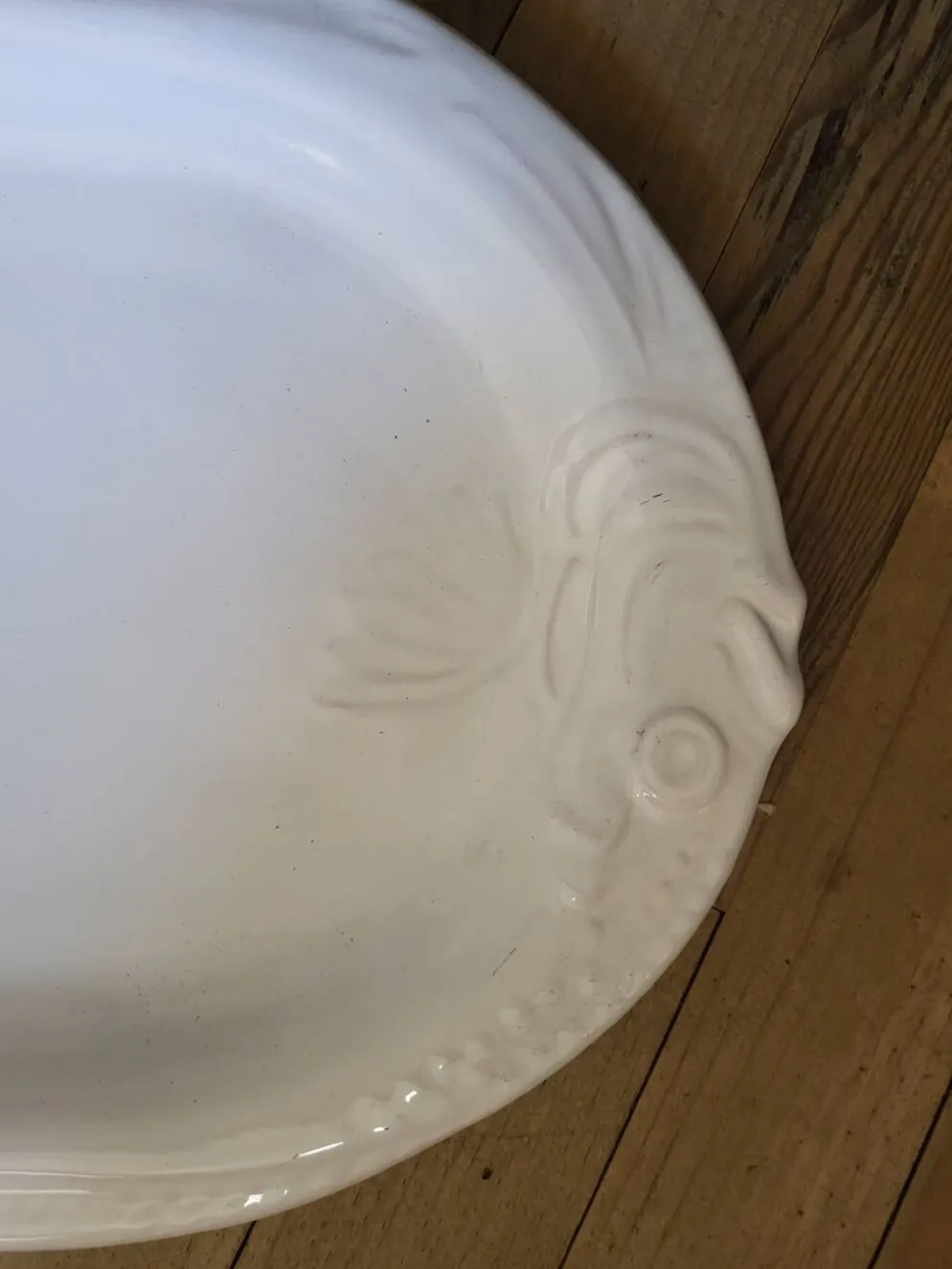 Plat à poisson