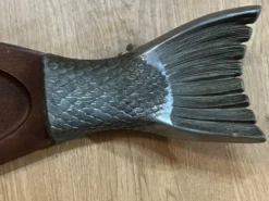 Plat poisson vintage bois et Métal– plateau de service saumon/truite –