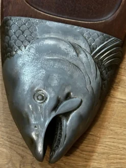 Plat poisson vintage bois et Métal– plateau de service saumon/truite –