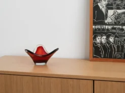 Plat Ruby, verre de Murano, design italien, années 1960, fabriqué en Italie