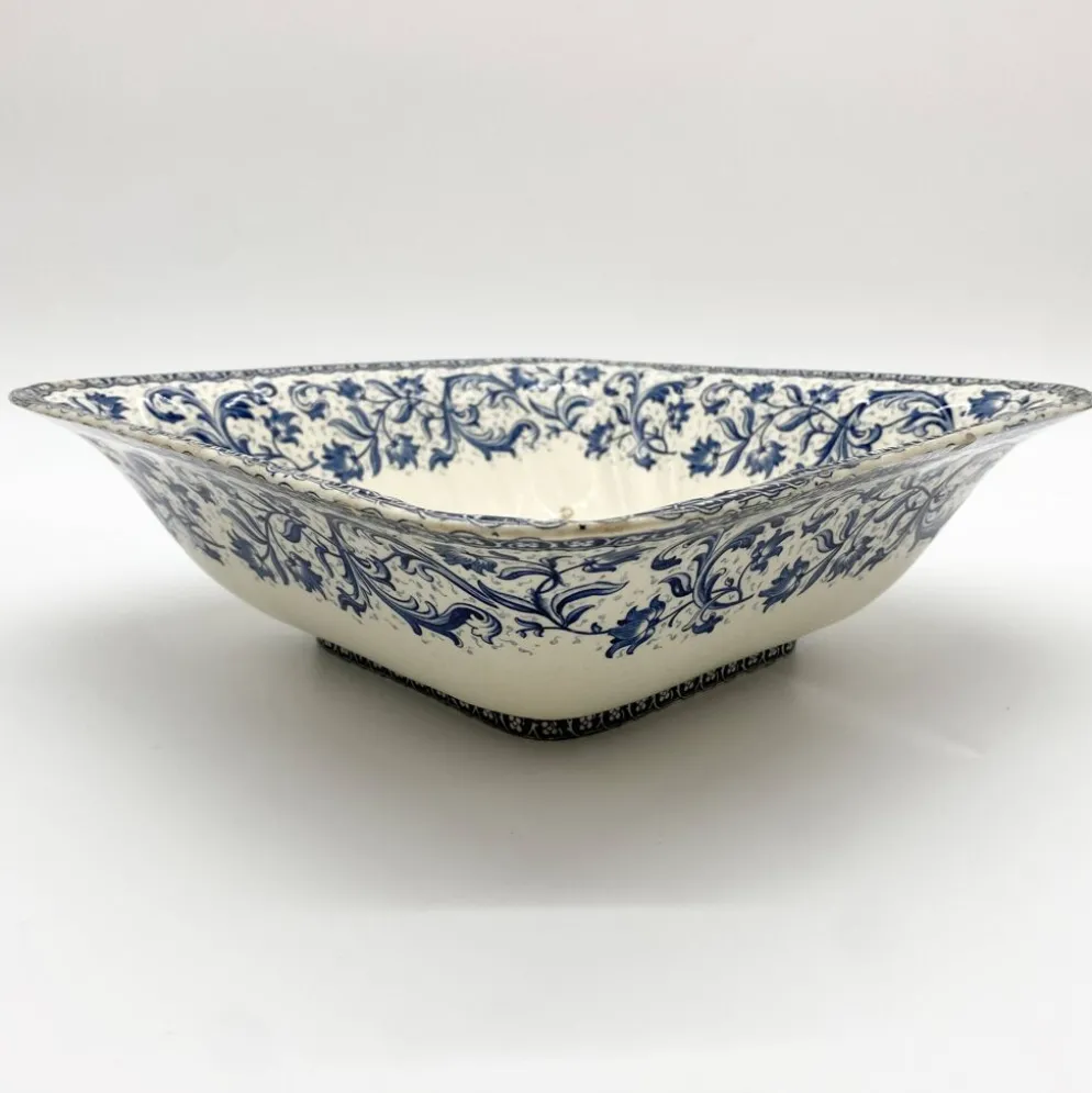 Plat / Saladier en faïence de Gien "Terre de Fer", service "Ibis", 1876