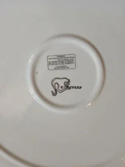 3 plats anciens en porcelaine