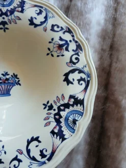 2 plats creux anciens "Rouennais " de Longchamp