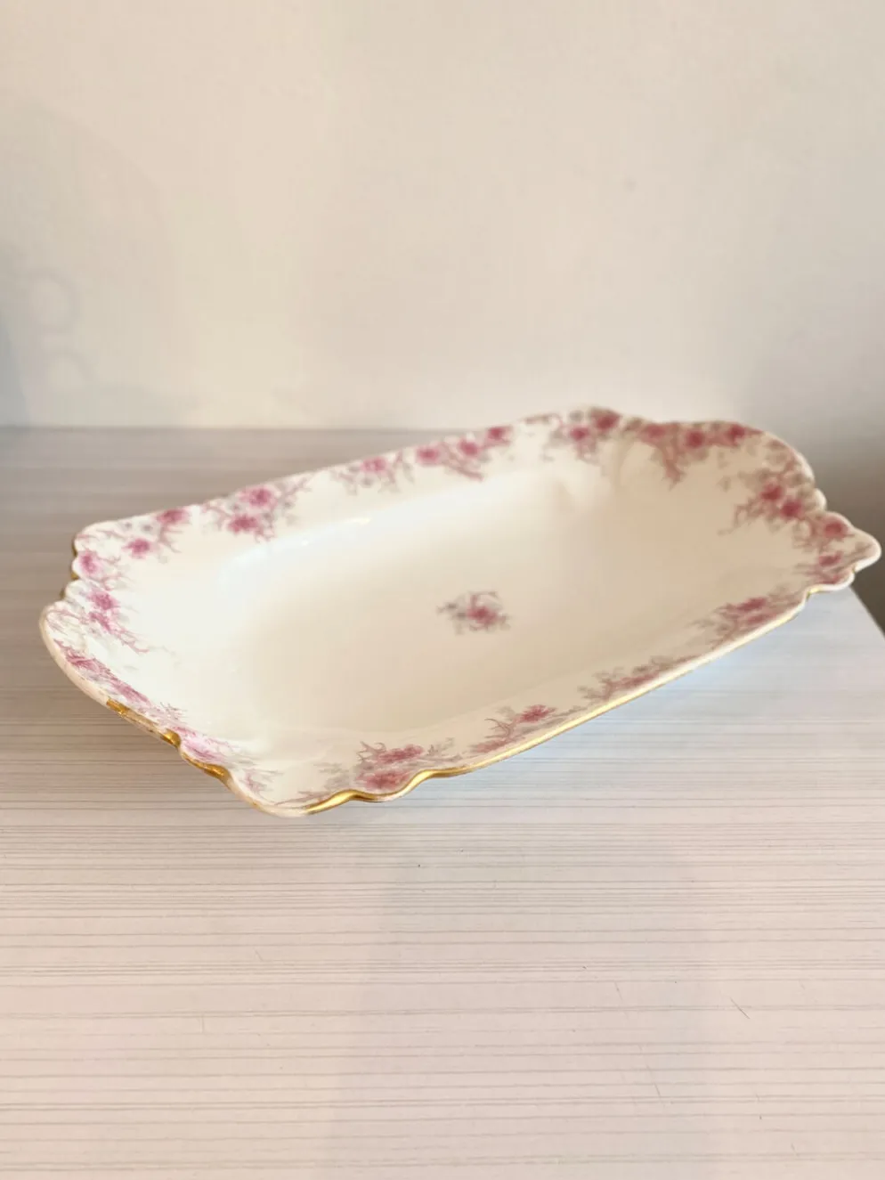 2 plats de service anciens porcelaine Haviland fin XIXe début XXe