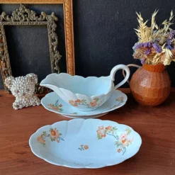 3 plats motif fleurs, porcelaine Leclair Limoges France