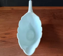 3 plats motif fleurs, porcelaine Leclair Limoges France