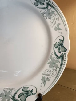 Plat terre de fer Lunéville art nouveau Lucy 1900