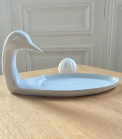 Plat zoomorphe canard en porcelaine