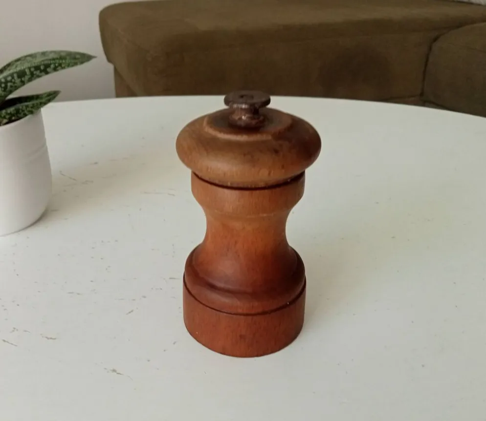 Poivrier ancien Frères Peugeot années 50