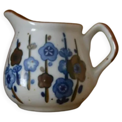 Poà lait en grès motif japonisant
