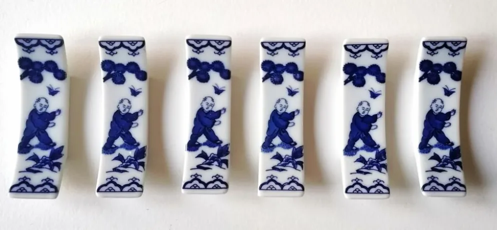 6 porte-couteau porcelaine du Japon